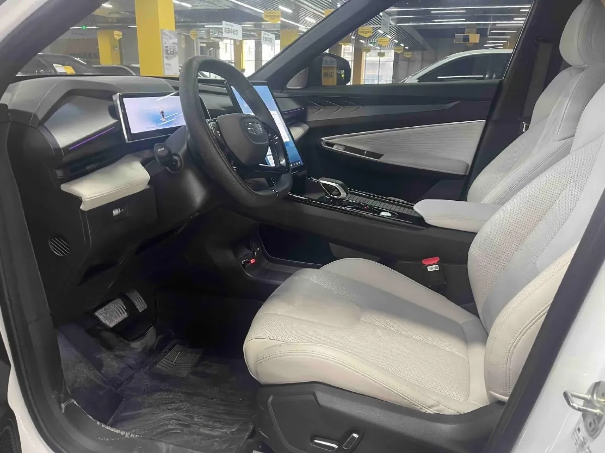 2023 Geely Azkarra 1.5T 181HP L4 7DCT,autocango,china used car exporter,china ev exporter,chinese used car exporter,chinese used ev exporter
