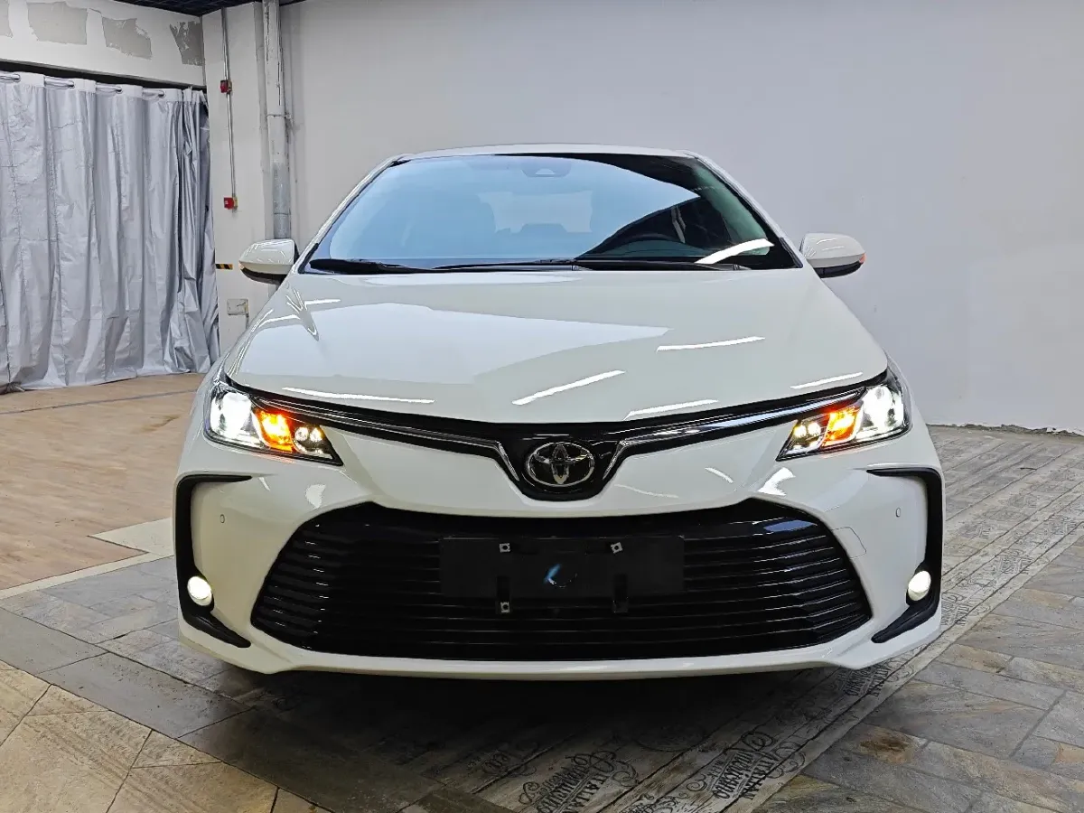 2021 Toyota Corolla 1.2T 116HP L4 CVT,autocango,china used car exporter,china ev exporter,chinese used car exporter,chinese used ev exporter