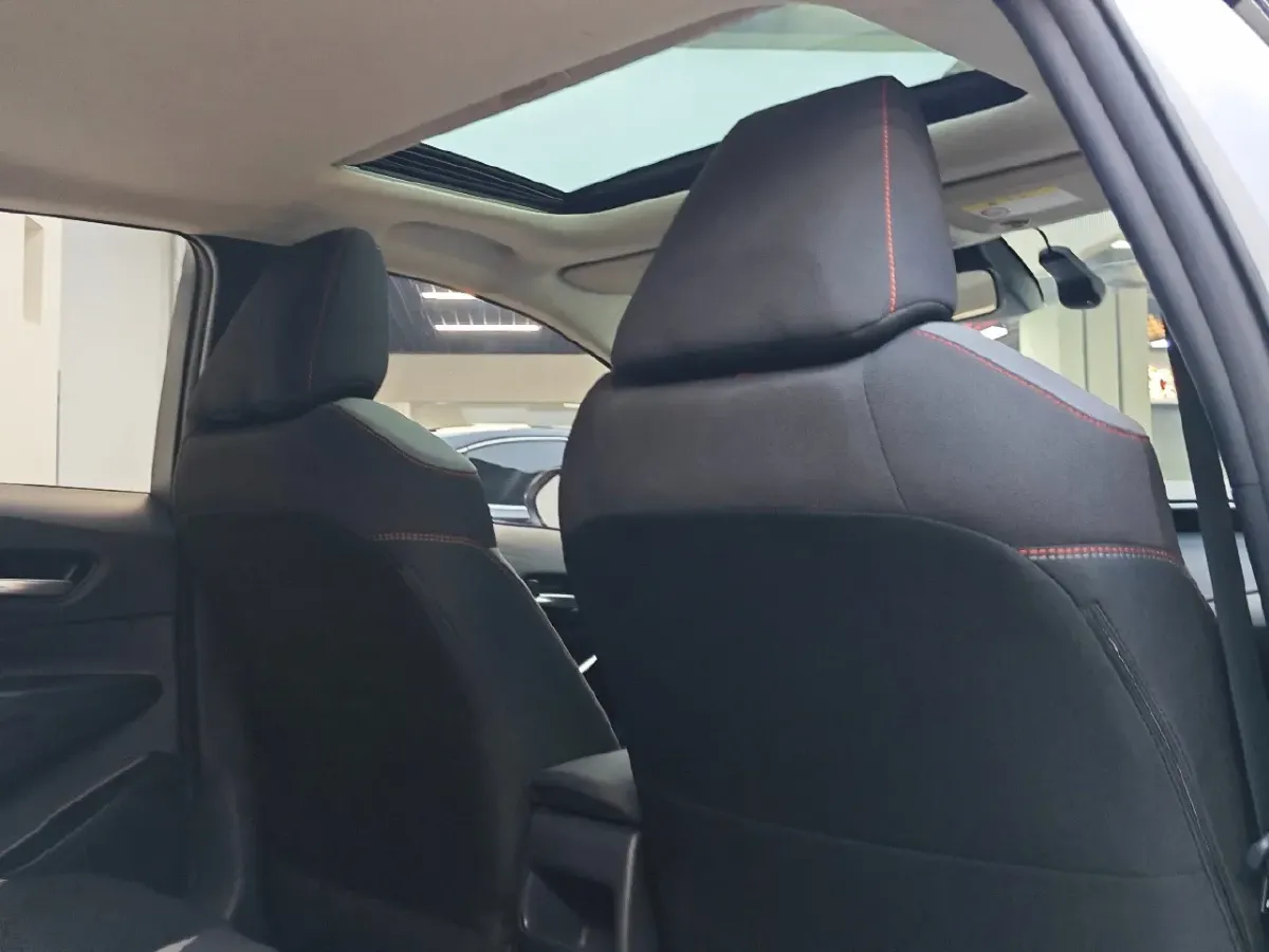 2021 Toyota Corolla 1.2T 116HP L4 CVT,autocango,china used car exporter,china ev exporter,chinese used car exporter,chinese used ev exporter