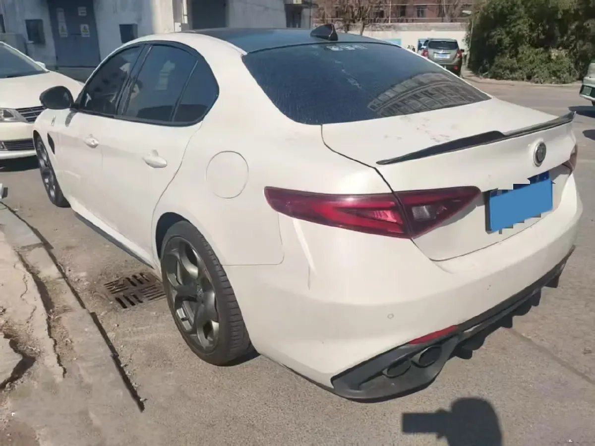 2017 Porsche Macan 3.6T 441HP V6 7DCT,autocango,china used car exporter,china ev exporter,chinese used car exporter,chinese used ev exporter