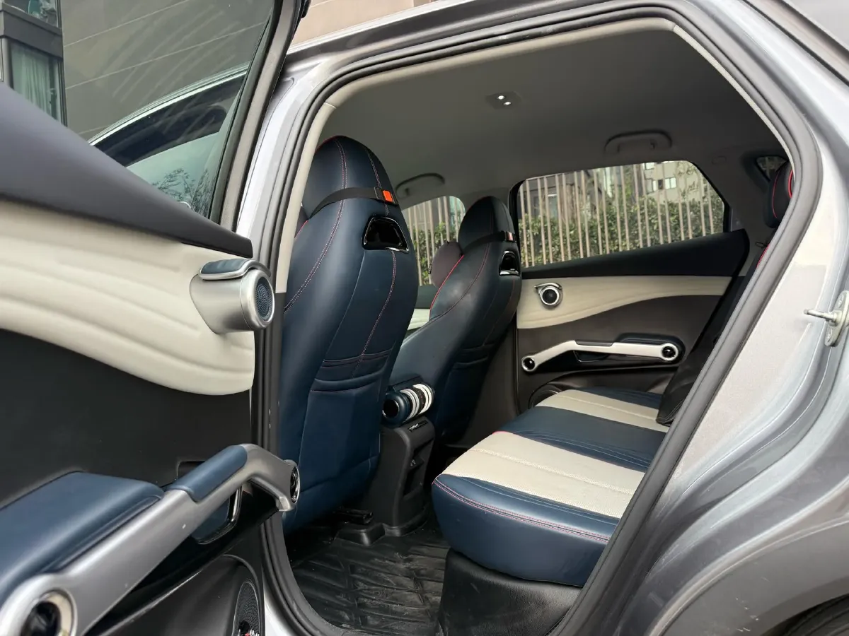 2022 Hycan Z03 BEV 64.23KWH,autocango,china used car exporter,china ev exporter,chinese used car exporter,chinese used ev exporter