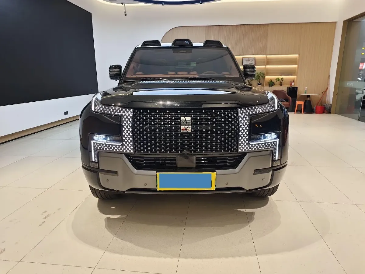 2023 YangWang U8 2.0T 272HP L4 REEV 49.05KWH,autocango,china used car exporter,china ev exporter,chinese used car exporter,chinese used ev exporter