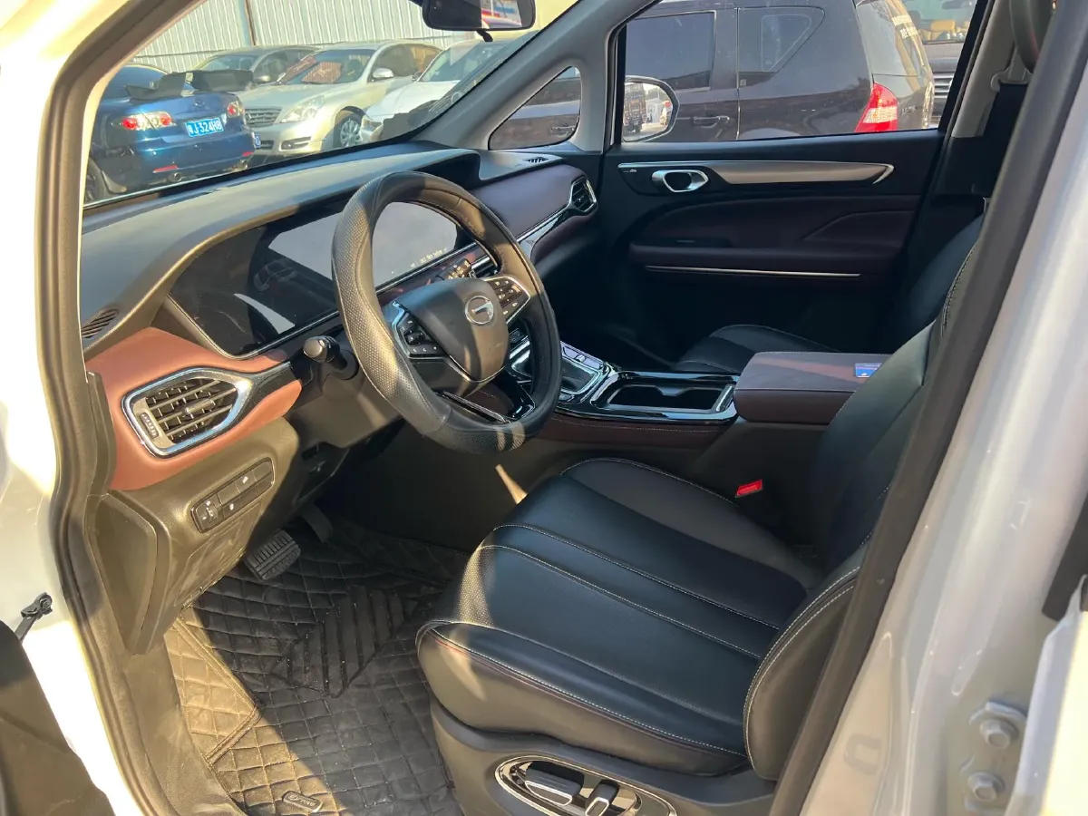 2023 GAC Trumpchi M6 1.5T 177HP L4 7DCT,autocango,china used car exporter,china ev exporter,chinese used car exporter,chinese used ev exporter