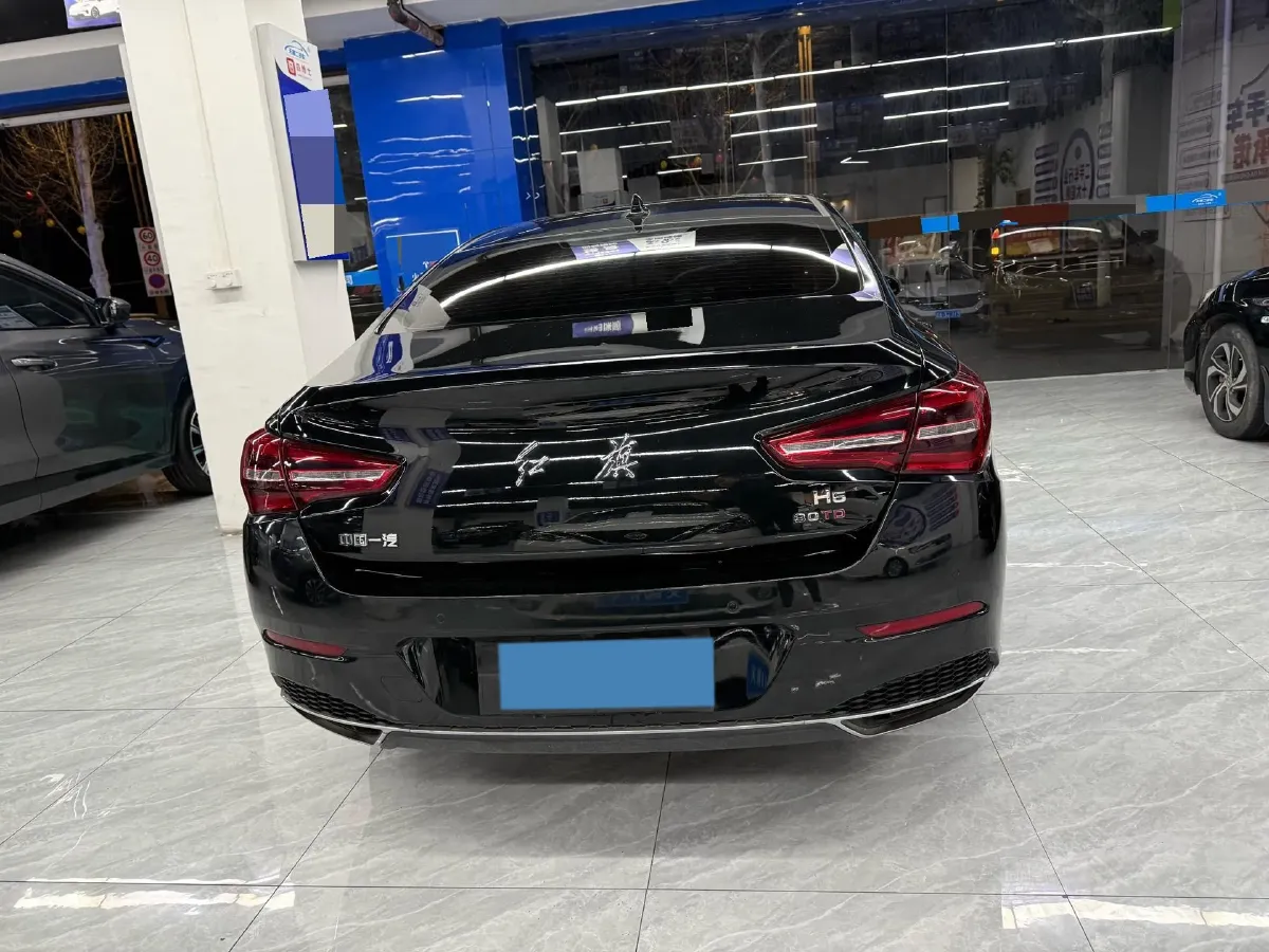 2022 HongQi H5 1.5T 169HP L4 7DCT,autocango,china used car exporter,china ev exporter,chinese used car exporter,chinese used ev exporter