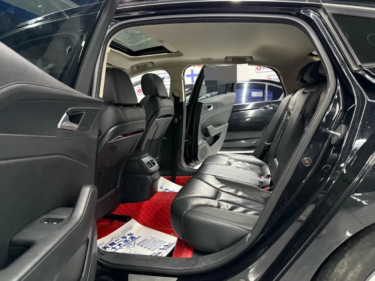 2022 HongQi H5 1.5T 169HP L4 7DCT,autocango,china used car exporter,china ev exporter,chinese used car exporter,chinese used ev exporter