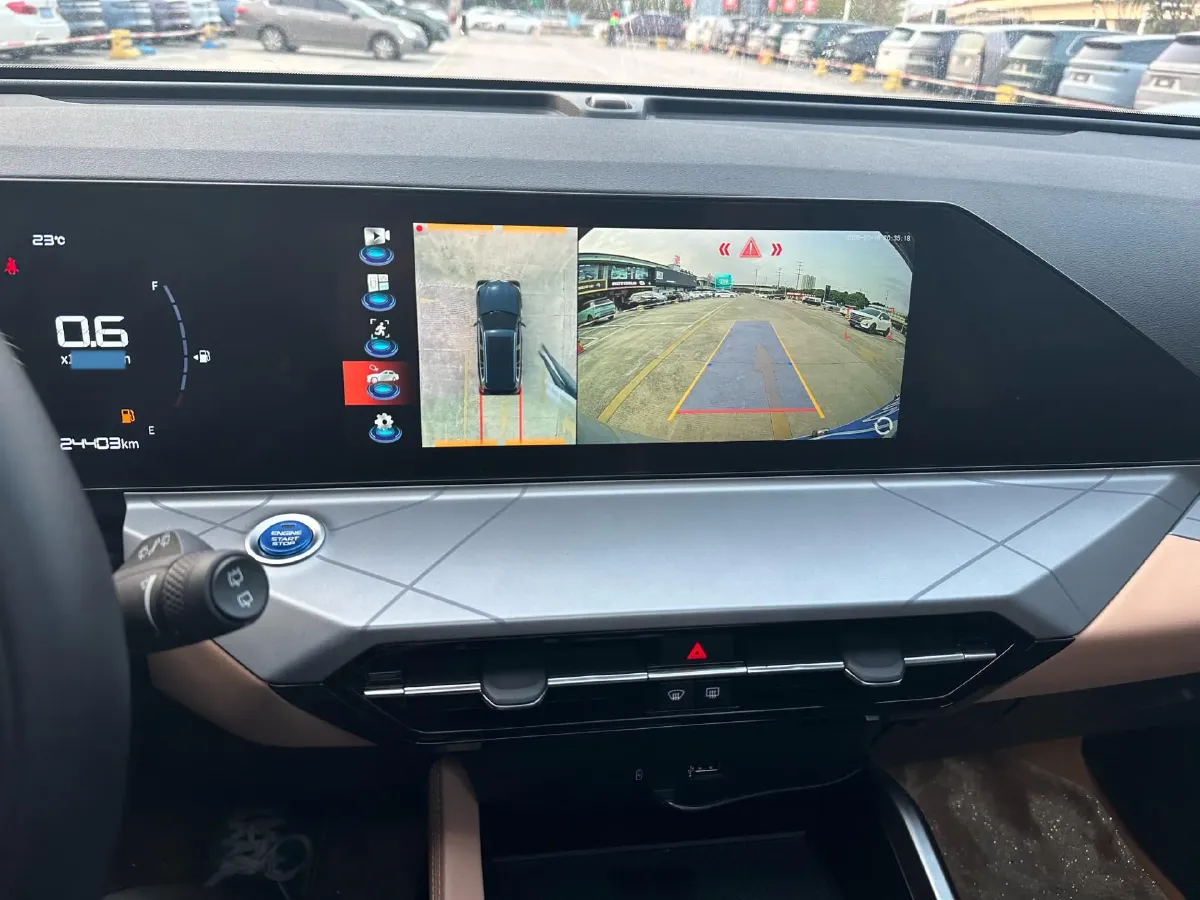 2024 Geely OkavangoPRO 1.5T 181HP L4 7DCT,autocango,china used car exporter,china ev exporter,chinese used car exporter,chinese used ev exporter