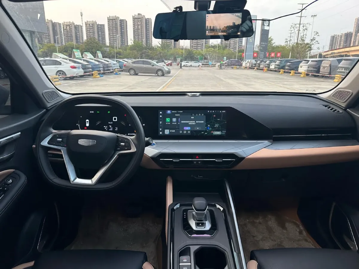 2024 Geely OkavangoPRO 1.5T 181HP L4 7DCT,autocango,china used car exporter,china ev exporter,chinese used car exporter,chinese used ev exporter