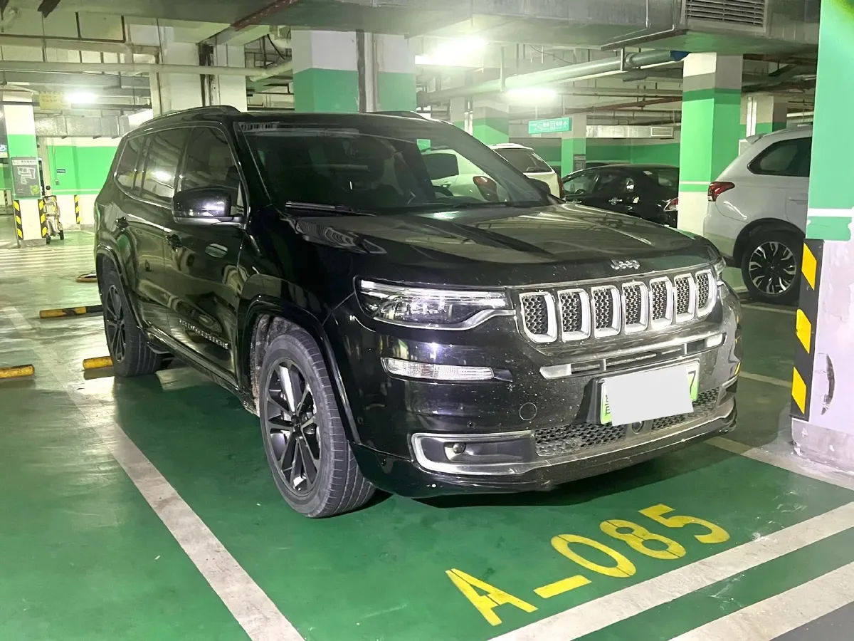 2020 Jeep Commander 2.0T 230HP L4 E-CVT PHEV 12.95KWH,autocango,china used car exporter,china ev exporter,chinese used car exporter,chinese used ev exporter