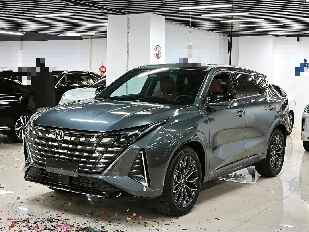 2025 ChangAn UNI-Z 1.5L 98HP L4 E-CVT PHEV,autocango,china used car exporter,china ev exporter,chinese used car exporter,chinese used ev exporter