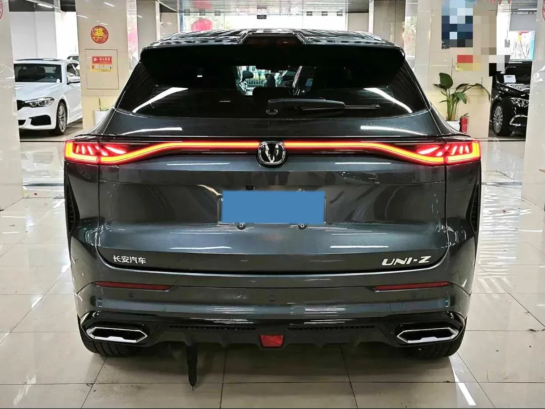 2025 ChangAn UNI-Z 1.5L 98HP L4 E-CVT PHEV,autocango,china used car exporter,china ev exporter,chinese used car exporter,chinese used ev exporter