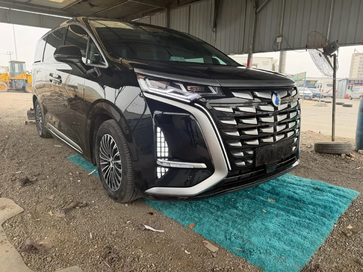 2022 Mercedes-Benz GLC Class 2.0T 197HP L4 9AT,autocango,china used car exporter,china ev exporter,chinese used car exporter,chinese used ev exporter