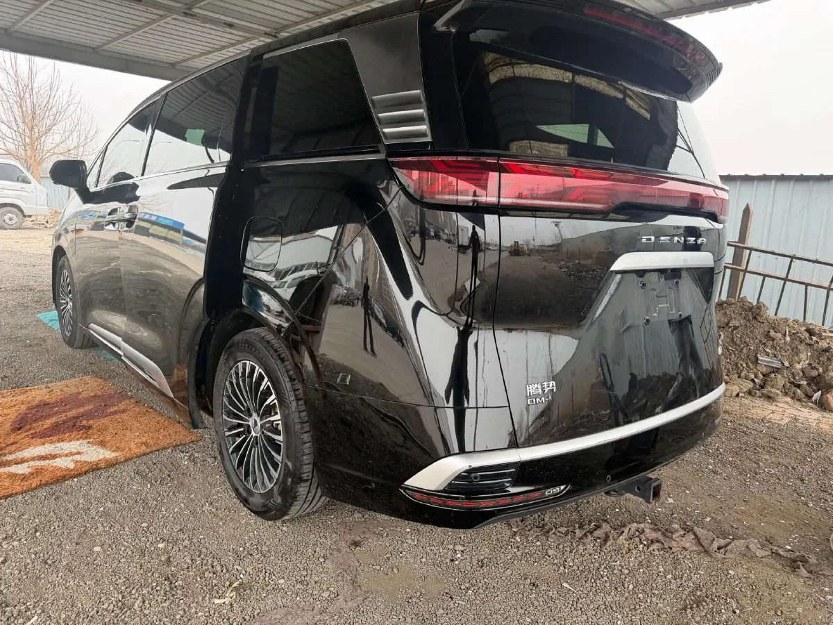 2022 Mercedes-Benz GLC Class 2.0T 197HP L4 9AT,autocango,china used car exporter,china ev exporter,chinese used car exporter,chinese used ev exporter