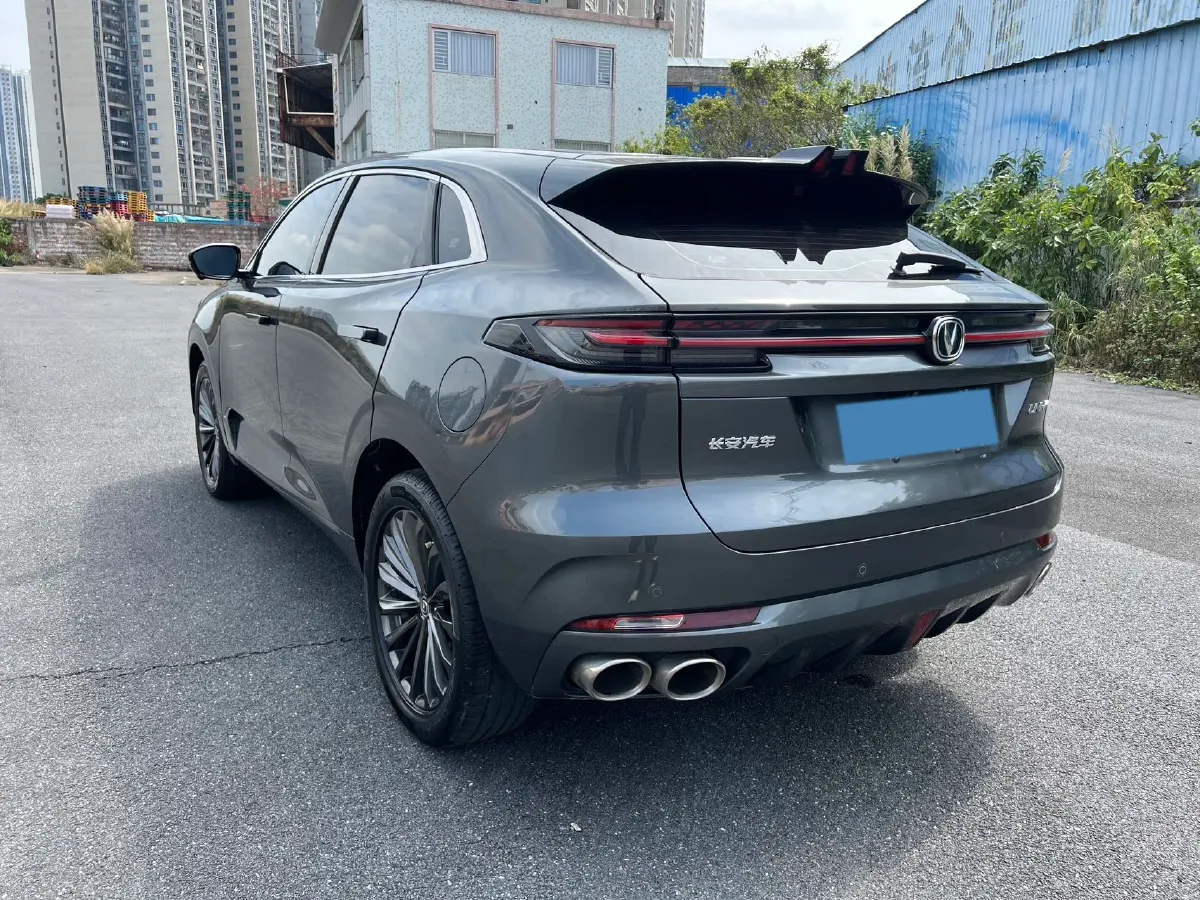 2021 ChangAn UNI-K 2.0T 233HP L4 8AT,autocango,china used car exporter,china ev exporter,chinese used car exporter,chinese used ev exporter