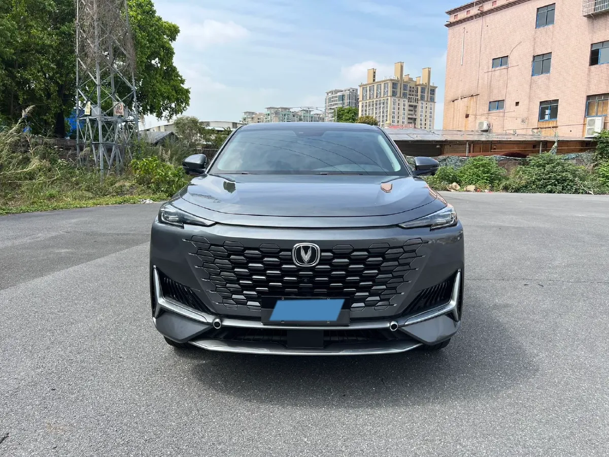 2021 ChangAn UNI-K 2.0T 233HP L4 8AT,autocango,china used car exporter,china ev exporter,chinese used car exporter,chinese used ev exporter