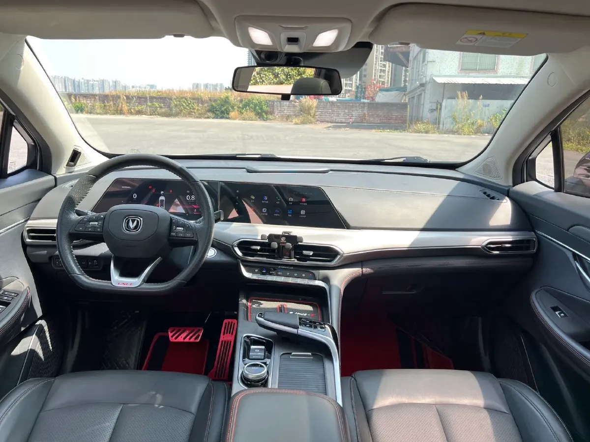 2020 ChangAn UNI-T 1.5T 180HP L4 7DCT,autocango,china used car exporter,china ev exporter,chinese used car exporter,chinese used ev exporter