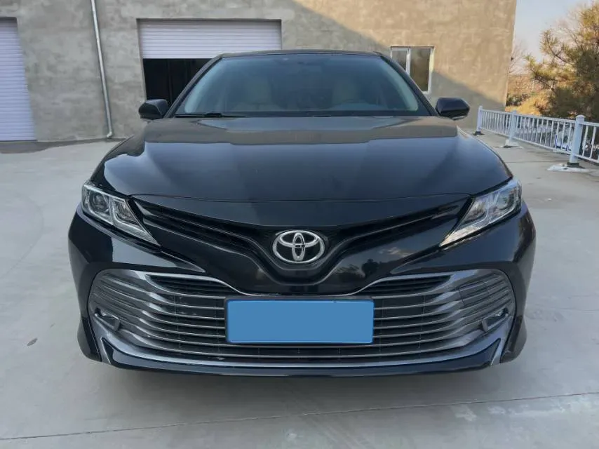 2019 Toyota Camry 2.0L 178HP L4 CVT,autocango,china used car exporter,china ev exporter,chinese used car exporter,chinese used ev exporter