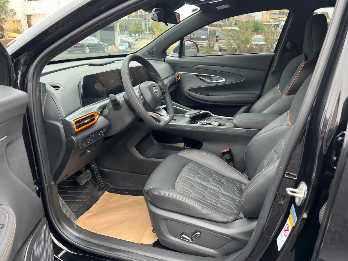 2023 ChangAn UNI-T 1.5T 188HP L4 7DCT,autocango,china used car exporter,china ev exporter,chinese used car exporter,chinese used ev exporter