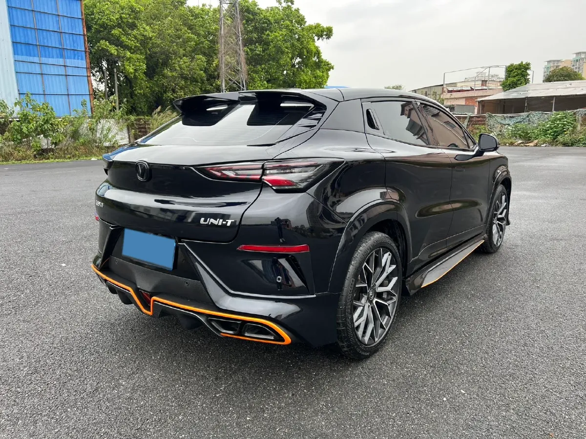 2023 ChangAn UNI-T 1.5T 188HP L4 7DCT,autocango,china used car exporter,china ev exporter,chinese used car exporter,chinese used ev exporter