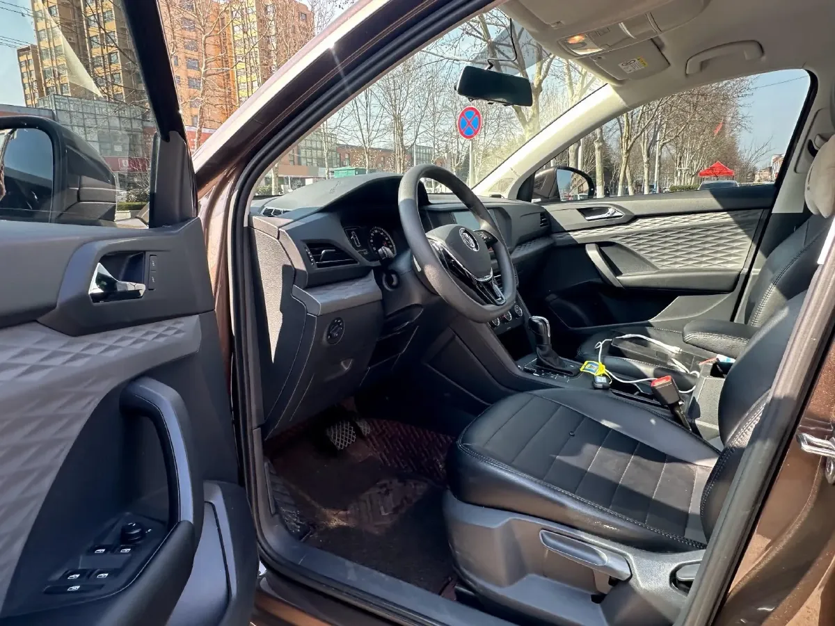 2021 Volkswagen Tharu 1.4T 150HP L4 7DCT,autocango,china used car exporter,china ev exporter,chinese used car exporter,chinese used ev exporter