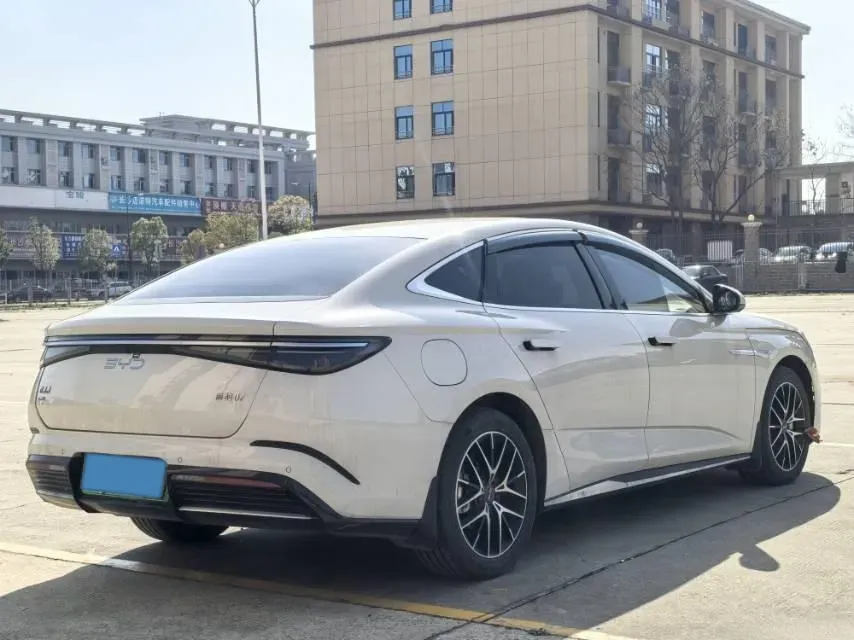 2025 BYD Seal07 DM-i 1.5L 101HP L4 E-CVT PHEV 17.6KWH,autocango,china used car exporter,china ev exporter,chinese used car exporter,chinese used ev exporter