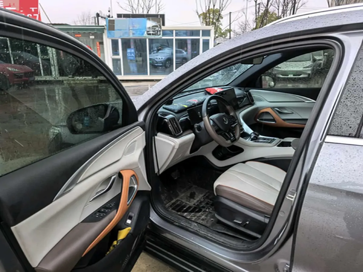 2022 Geely JiaJi 1.5T 177HP L3 7DCT PHEV 15.5KWH,autocango,china used car exporter,china ev exporter,chinese used car exporter,chinese used ev exporter