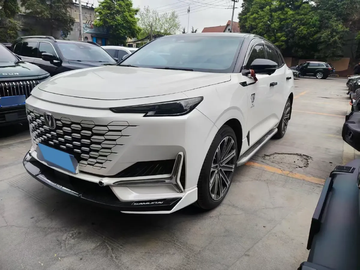 2021 ChangAn UNI-K 2.0T 233HP L4 8AT,autocango,china used car exporter,china ev exporter,chinese used car exporter,chinese used ev exporter