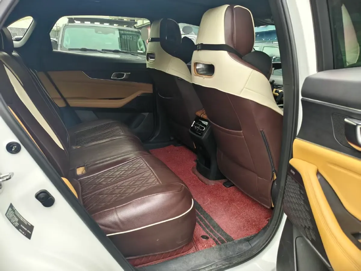 2021 ChangAn UNI-K 2.0T 233HP L4 8AT,autocango,china used car exporter,china ev exporter,chinese used car exporter,chinese used ev exporter