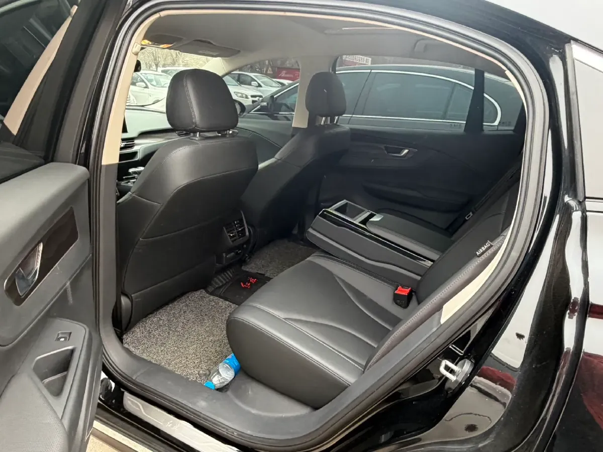 2022 HongQi E-QM5 BEV 54KWH,autocango,china used car exporter,china ev exporter,chinese used car exporter,chinese used ev exporter