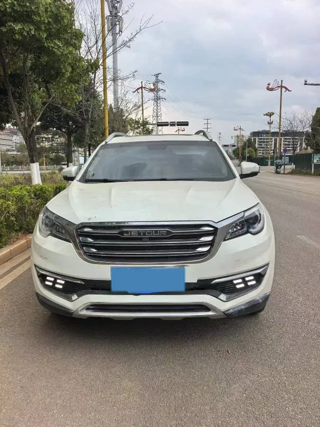 2018 Jetour X70 1.5T 147HP L4 5MT,autocango,china used car exporter,china ev exporter,chinese used car exporter,chinese used ev exporter