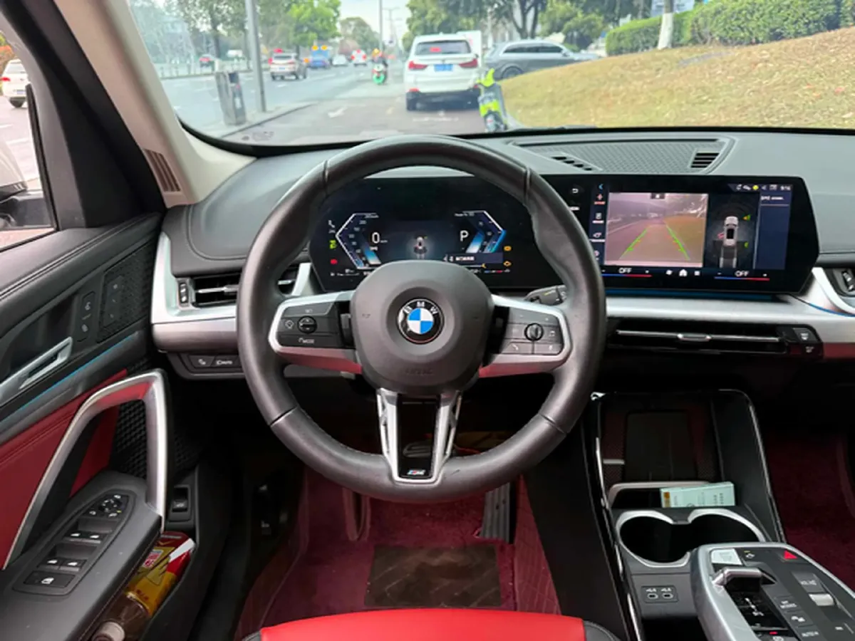 2023 BMW X1 2.0T 204HP L4 7DCT,autocango,china used car exporter,china ev exporter,chinese used car exporter,chinese used ev exporter