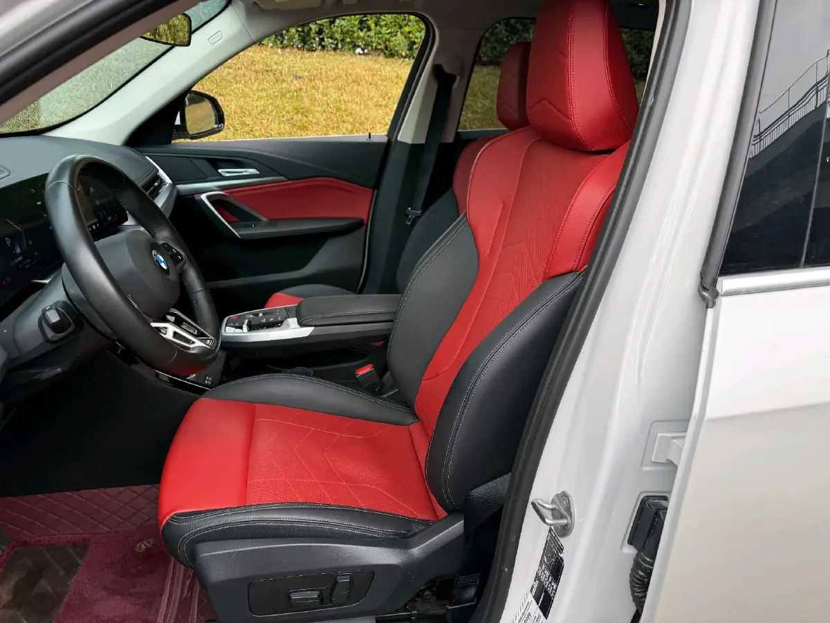 2023 BMW X1 2.0T 204HP L4 7DCT,autocango,china used car exporter,china ev exporter,chinese used car exporter,chinese used ev exporter