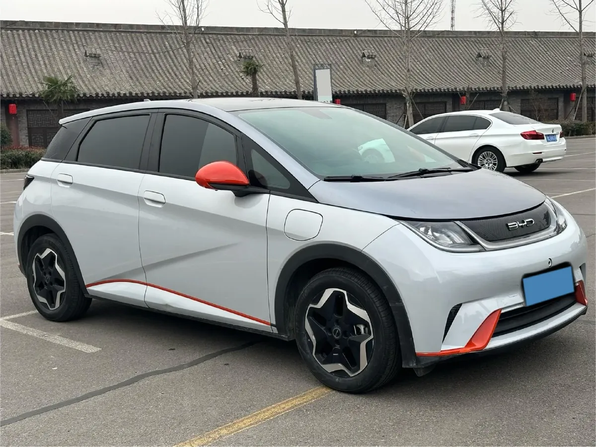 2021 Ford Escort 1.5L 122HP L3 6AT,autocango,china used car exporter,china ev exporter,chinese used car exporter,chinese used ev exporter