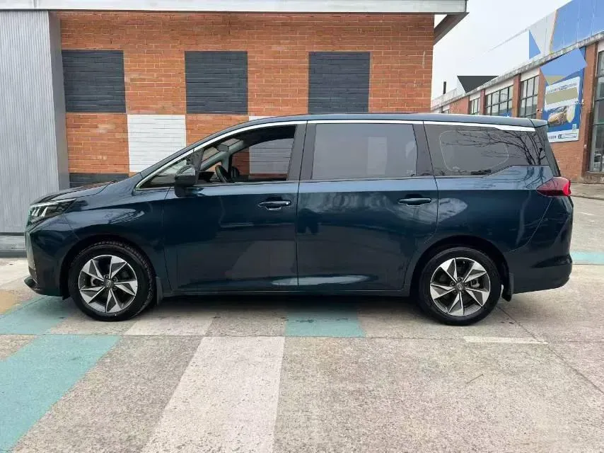 2021 GAC Trumpchi M6 1.5T 169HP L4 7DCT,autocango,china used car exporter,china ev exporter,chinese used car exporter,chinese used ev exporter