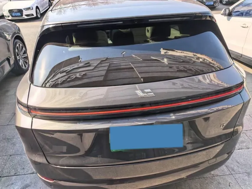 2024 Li L7 Range Extended 154HP REEV 42.8KWH,autocango,china used car exporter,china ev exporter,chinese used car exporter,chinese used ev exporter