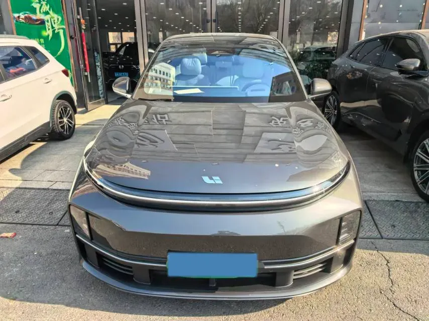 2024 Li L7 Range Extended 154HP REEV 42.8KWH,autocango,china used car exporter,china ev exporter,chinese used car exporter,chinese used ev exporter