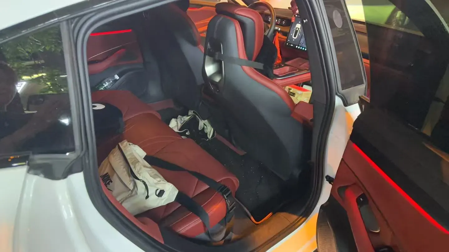 2024 MI SU7 BEV 94.3KWH,autocango,china used car exporter,china ev exporter,chinese used car exporter,chinese used ev exporter