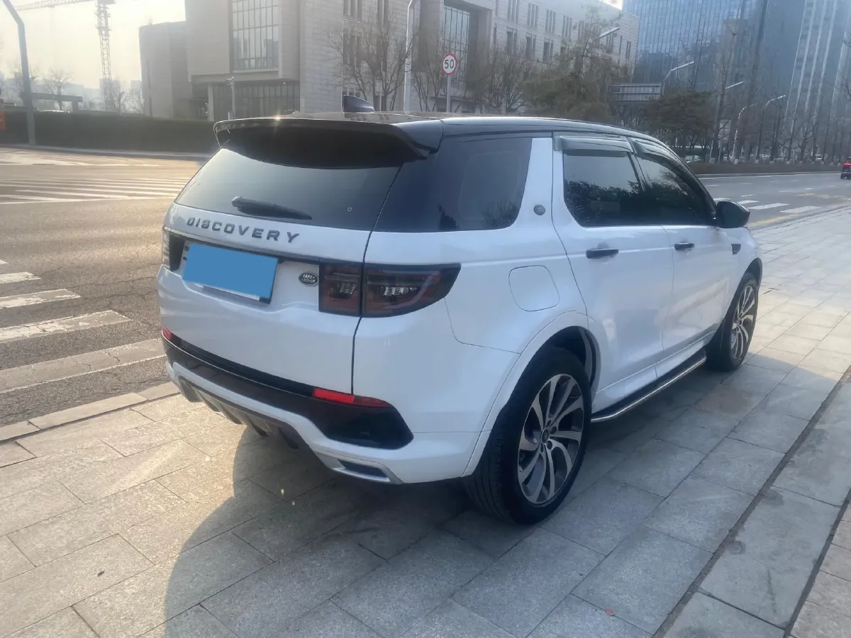 2020 Land Rover Discovery Sport 2.0T 249HP L4 9AT,autocango,china used car exporter,china ev exporter,chinese used car exporter,chinese used ev exporter