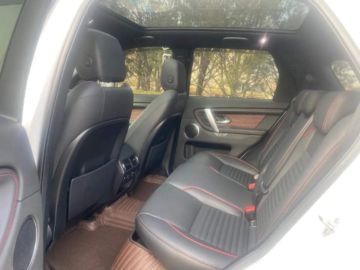 2020 Land Rover Discovery Sport 2.0T 249HP L4 9AT,autocango,china used car exporter,china ev exporter,chinese used car exporter,chinese used ev exporter