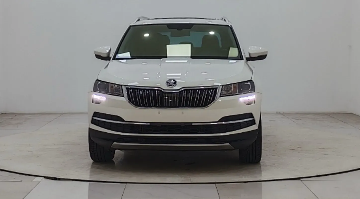 2021 Skoda Karoq 1.4T 150HP L4 7DCT,autocango,china used car exporter,china ev exporter,chinese used car exporter,chinese used ev exporter