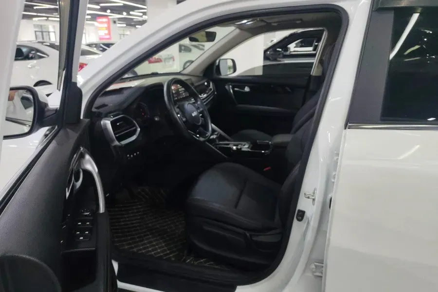 2021 Kia Sportage R 2.0L 161HP L4 6AT,autocango,china used car exporter,china ev exporter,chinese used car exporter,chinese used ev exporter