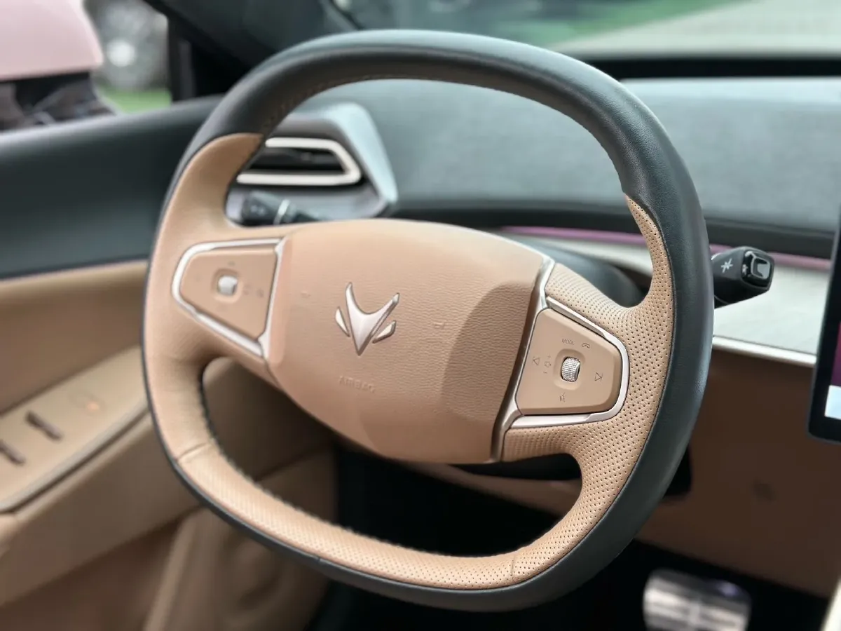 2024 ARCFOX αT5 BEV 79.2KWH,autocango,china used car exporter,china ev exporter,chinese used car exporter,chinese used ev exporter