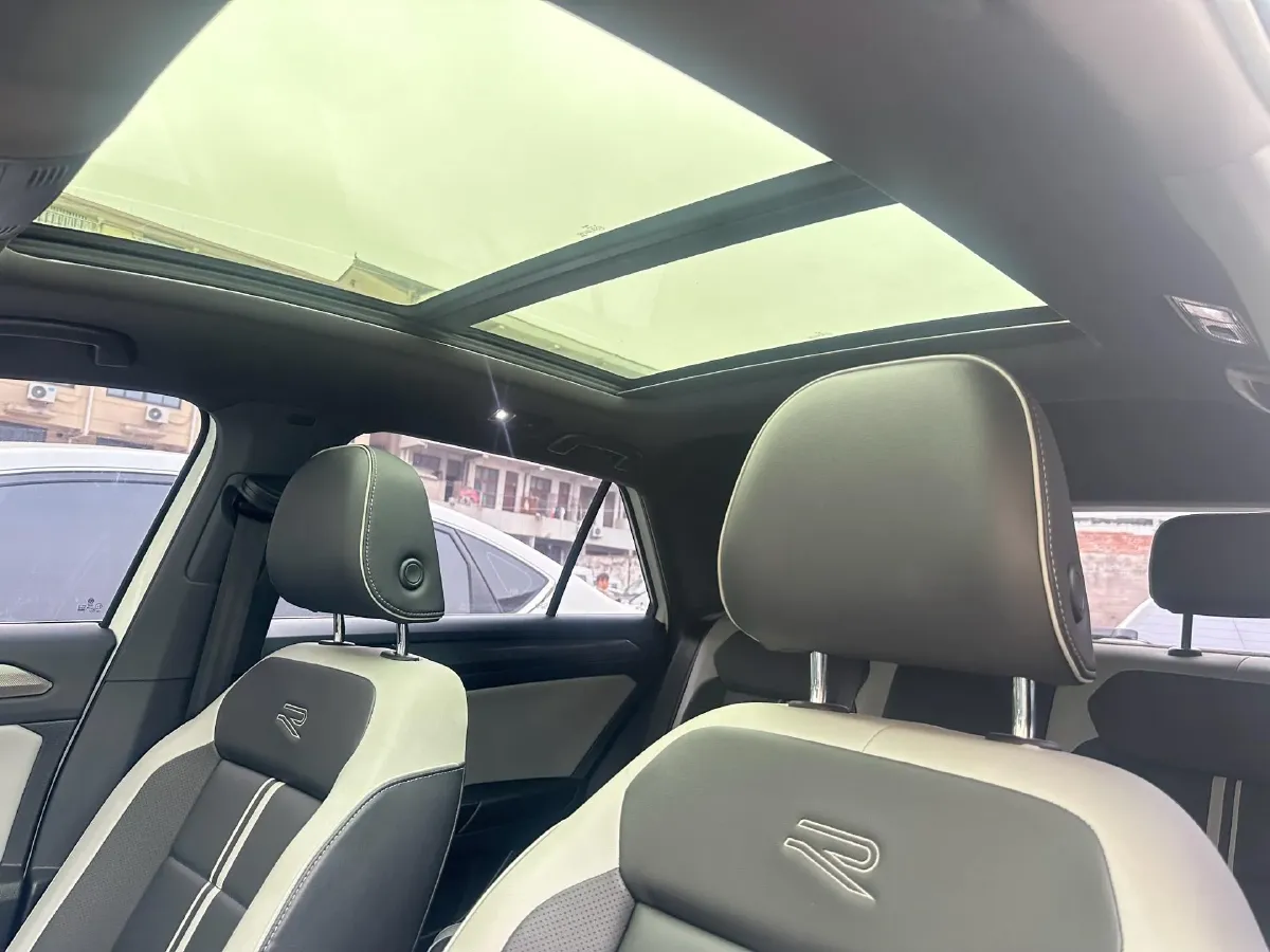 2024 Volkswagen T-Roc 1.5T 160HP L4 7DCT,autocango,china used car exporter,china ev exporter,chinese used car exporter,chinese used ev exporter