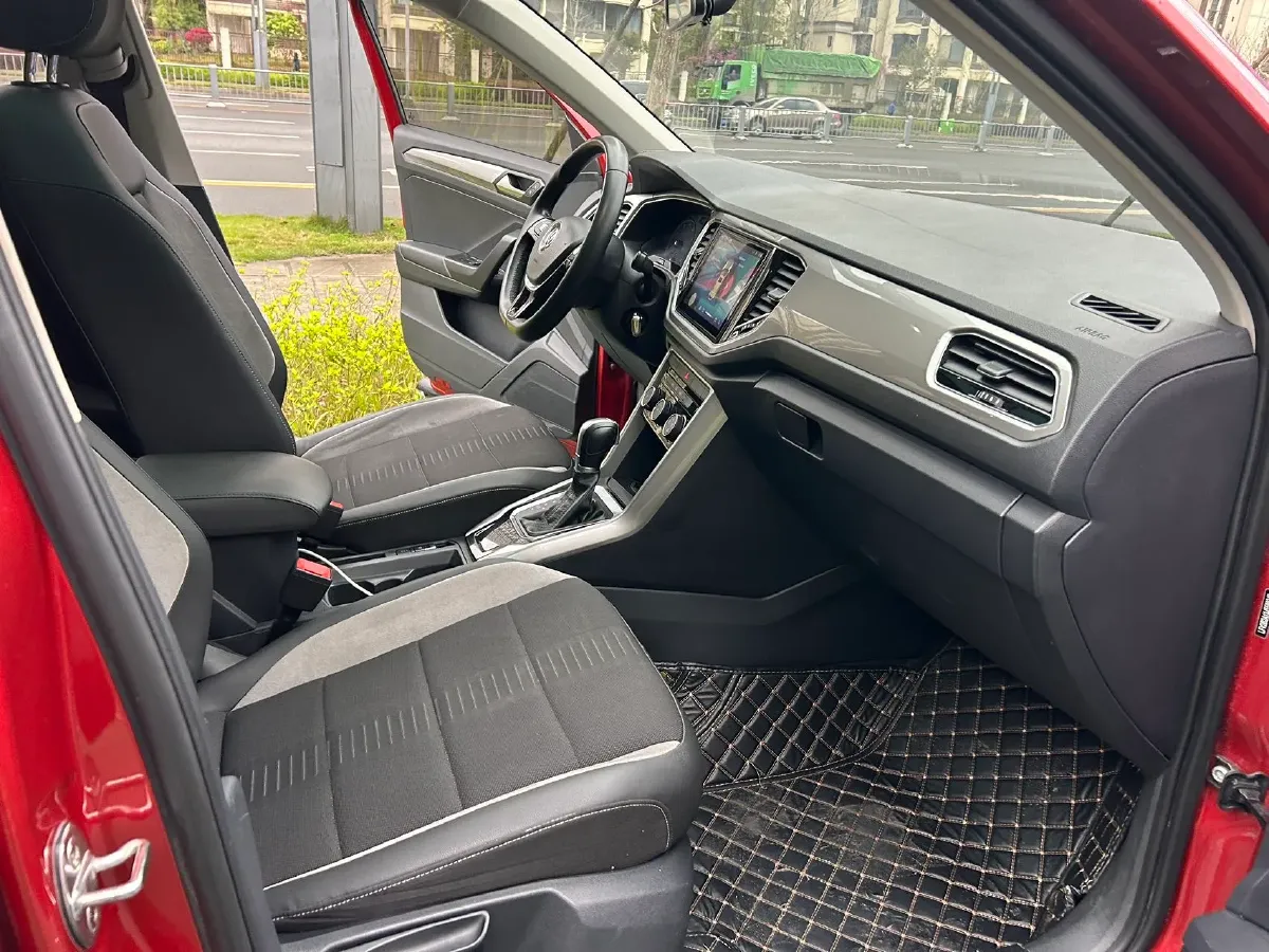 2018 Borgward BX5 1.8T 190HP L4 6AT,autocango,china used car exporter,china ev exporter,chinese used car exporter,chinese used ev exporter