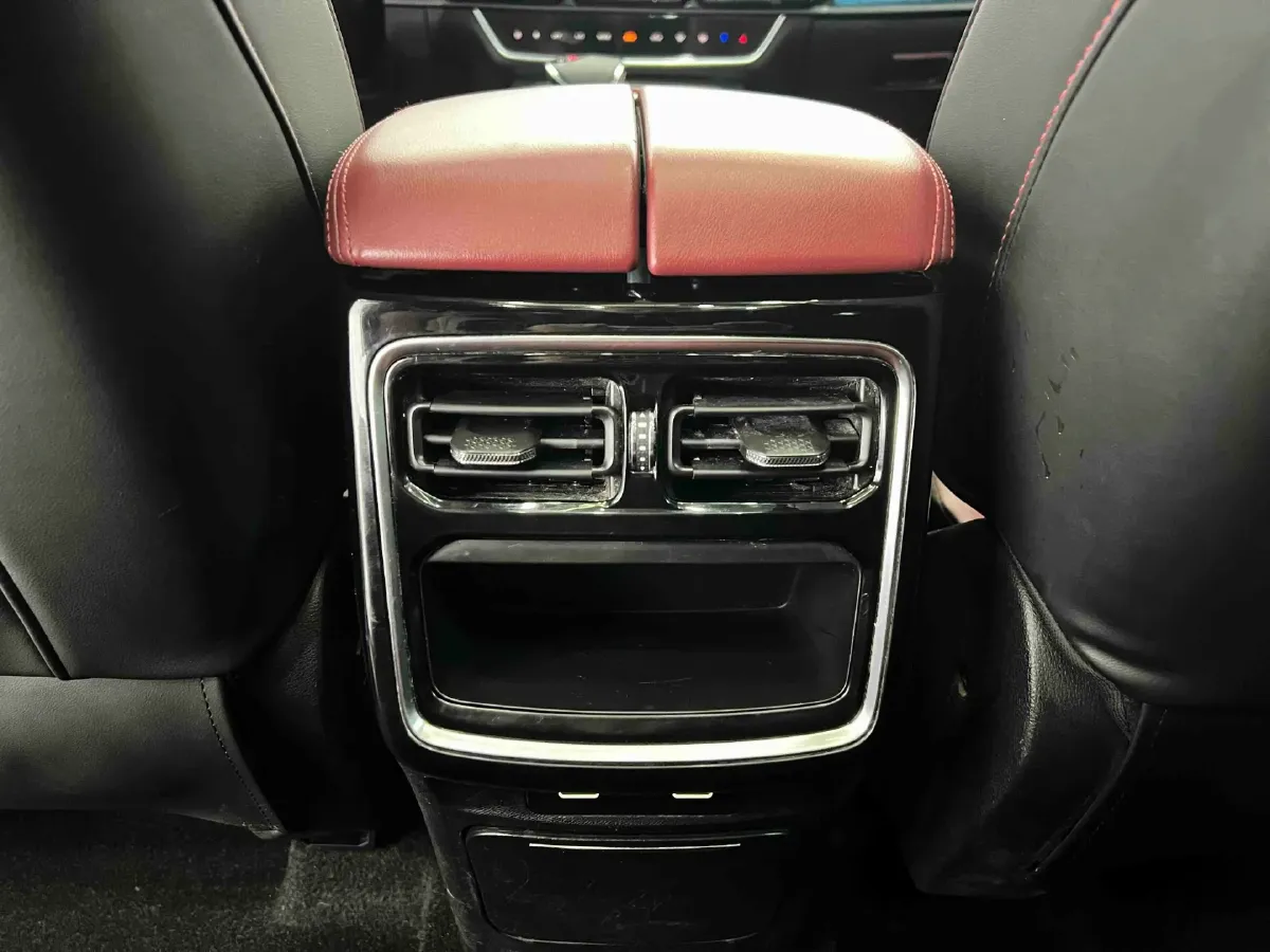 2021 Jetour X70 Plus 1.5T 156HP L4 6DCT,autocango,china used car exporter,china ev exporter,chinese used car exporter,chinese used ev exporter