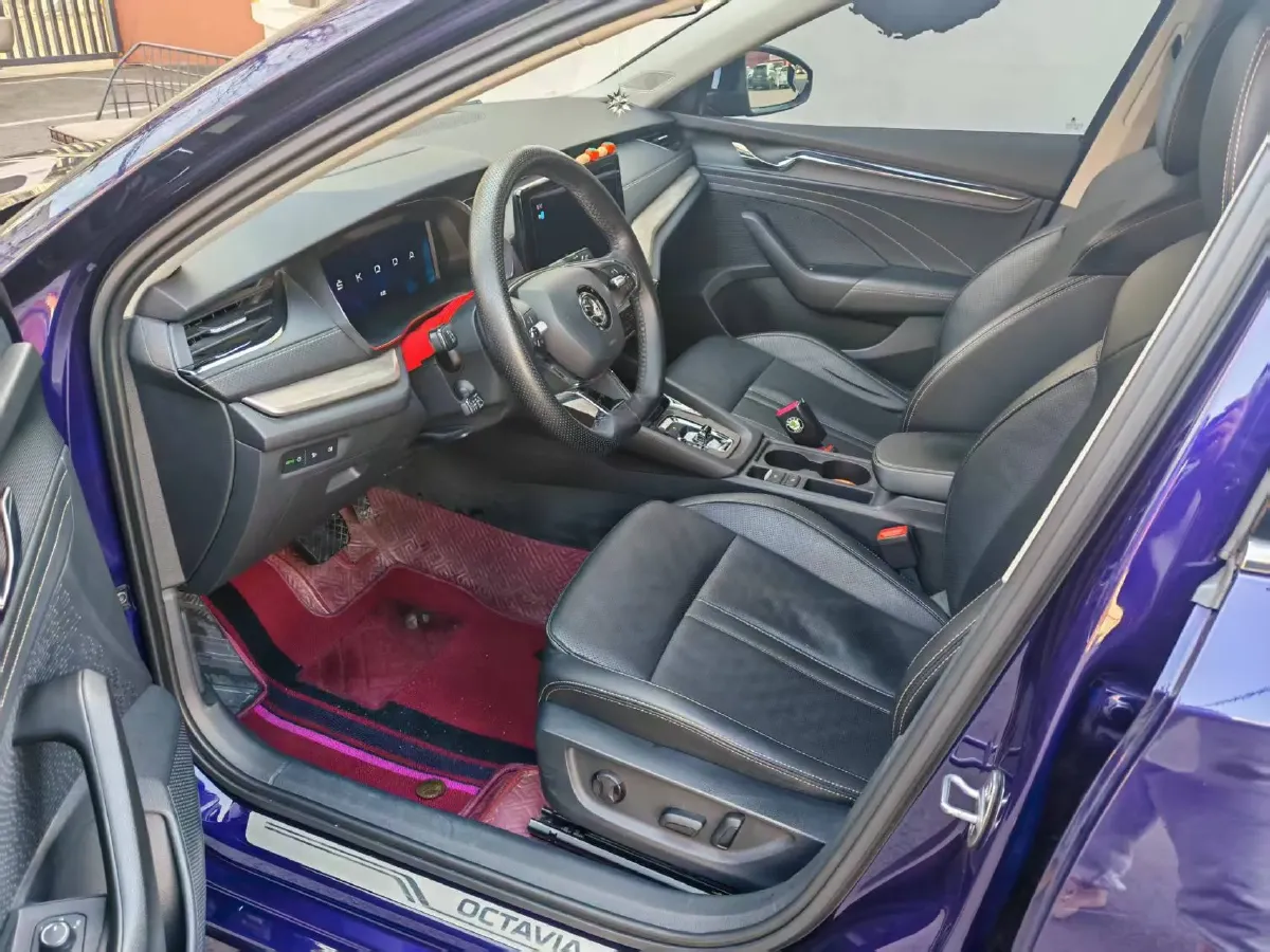 2021 Skoda Octavia 1.4T 150HP L4 7DCT,autocango,china used car exporter,china ev exporter,chinese used car exporter,chinese used ev exporter