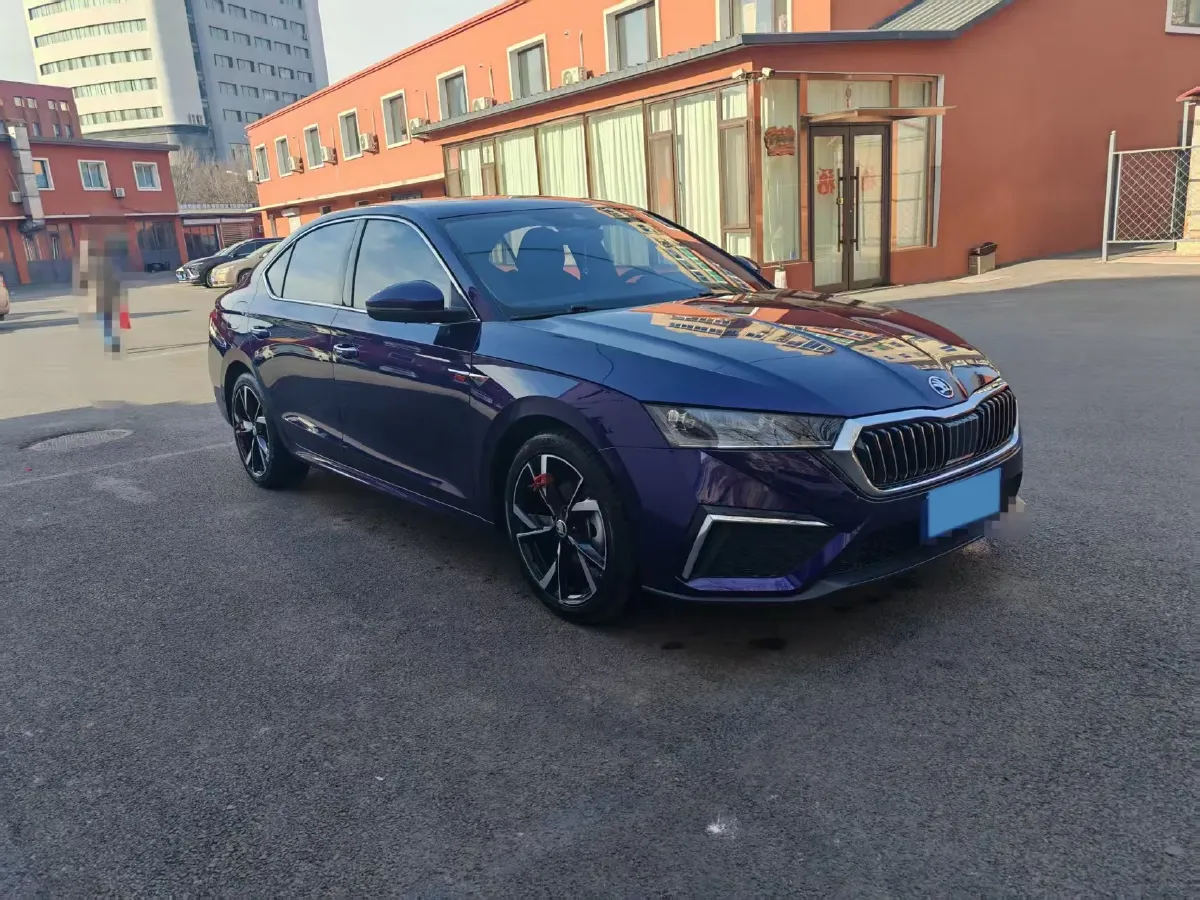 2021 Skoda Octavia 1.4T 150HP L4 7DCT,autocango,china used car exporter,china ev exporter,chinese used car exporter,chinese used ev exporter