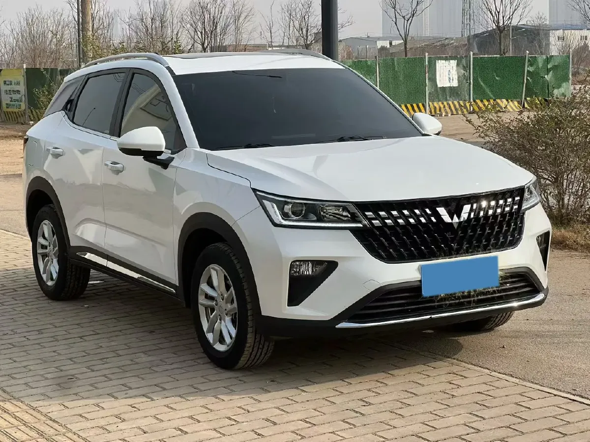 2022 WuLing XingChi 1.5L 99HP L4 6MT,autocango,china used car exporter,china ev exporter,chinese used car exporter,chinese used ev exporter