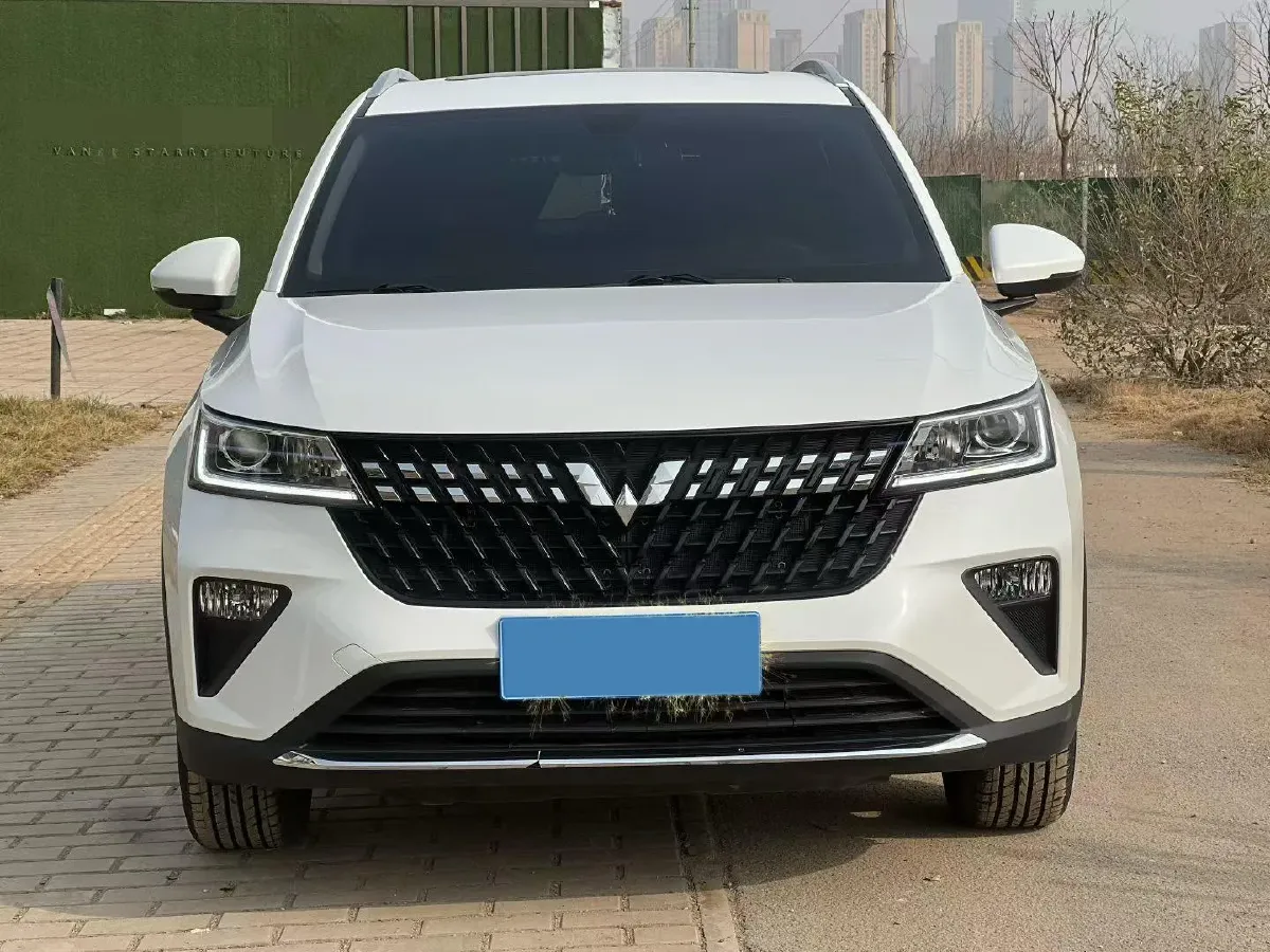 2022 WuLing XingChi 1.5L 99HP L4 6MT,autocango,china used car exporter,china ev exporter,chinese used car exporter,chinese used ev exporter