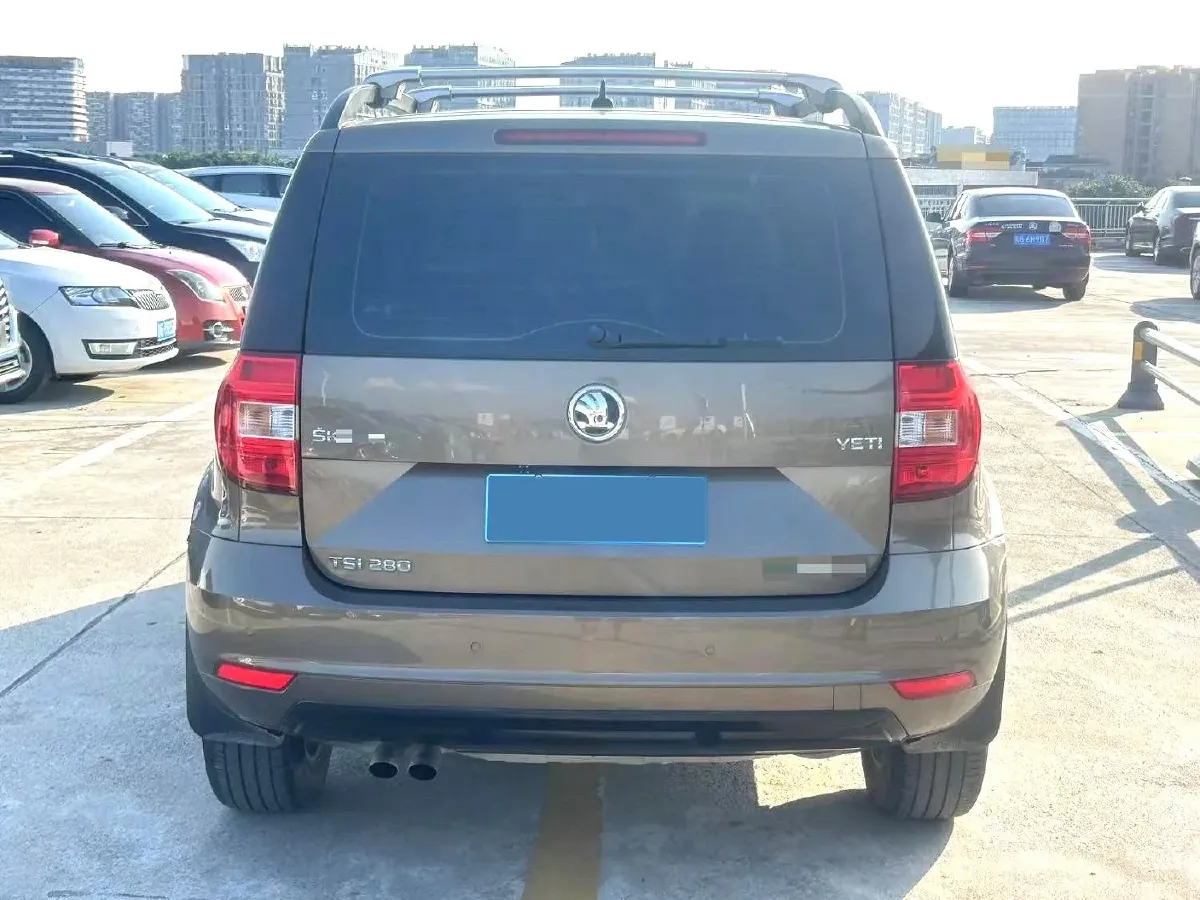 2016 Skoda Yeti 1.4T 150HP L4 7DCT,autocango,china used car exporter,china ev exporter,chinese used car exporter,chinese used ev exporter