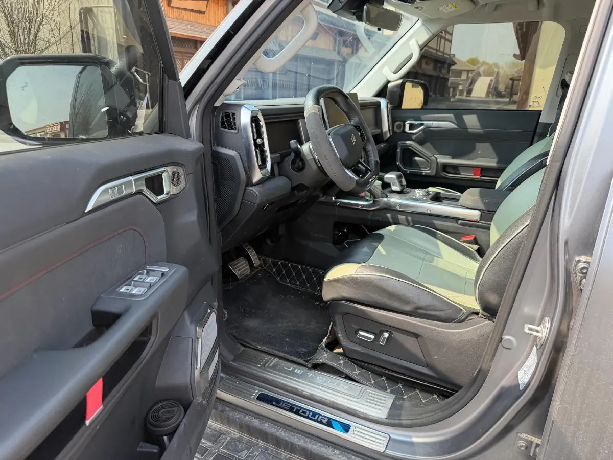 2023 Jetour Traveller 2.0T 254HP L4 7DCT,autocango,china used car exporter,china ev exporter,chinese used car exporter,chinese used ev exporter